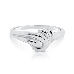 Ocean-Inspired Sterling Silver Wave Ring – A Sparkling Luxury Gift for Her Birthdays and Everyday Elegance.