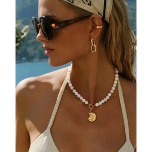 Stunning Nautilus Shell Pendant - Embrace Ocean Elegance.