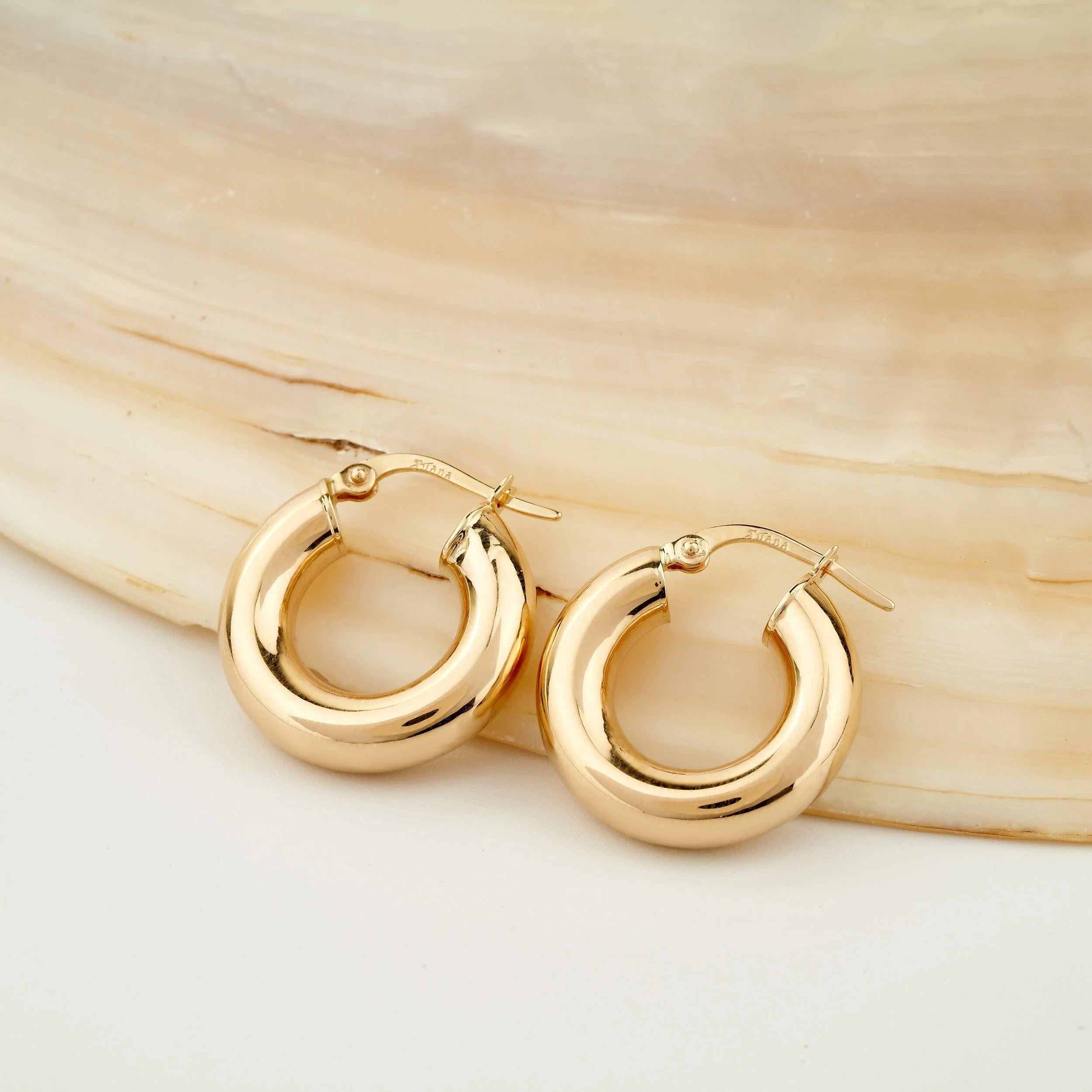 Stunning 14K Solid Gold Chunky Thick Hoop Earrings - Timeless Elegance.