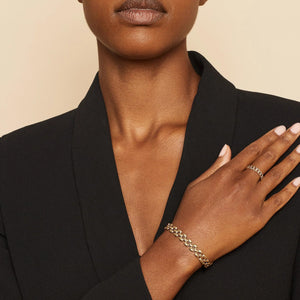 Timeless 1956 Curb Link Ring – Classic Elegance for Every Occasion.
