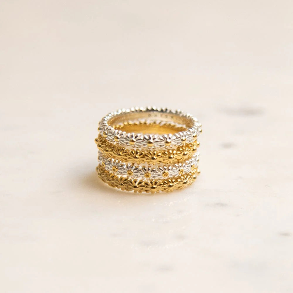 Iota Daisy Ring 18Ct Gold Plate