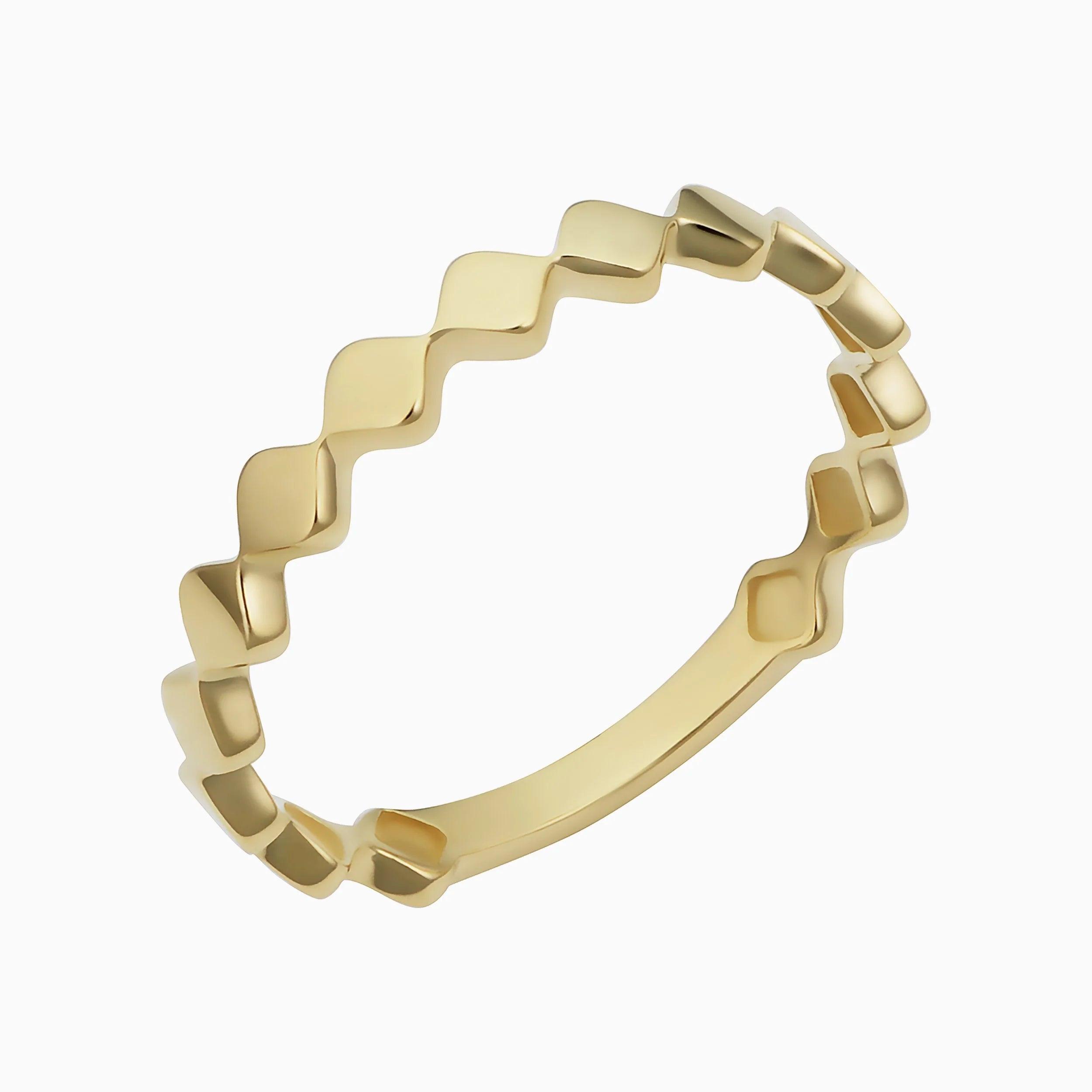 Stunning Art Deco Ring – A Timeless Elegance Unveiled.