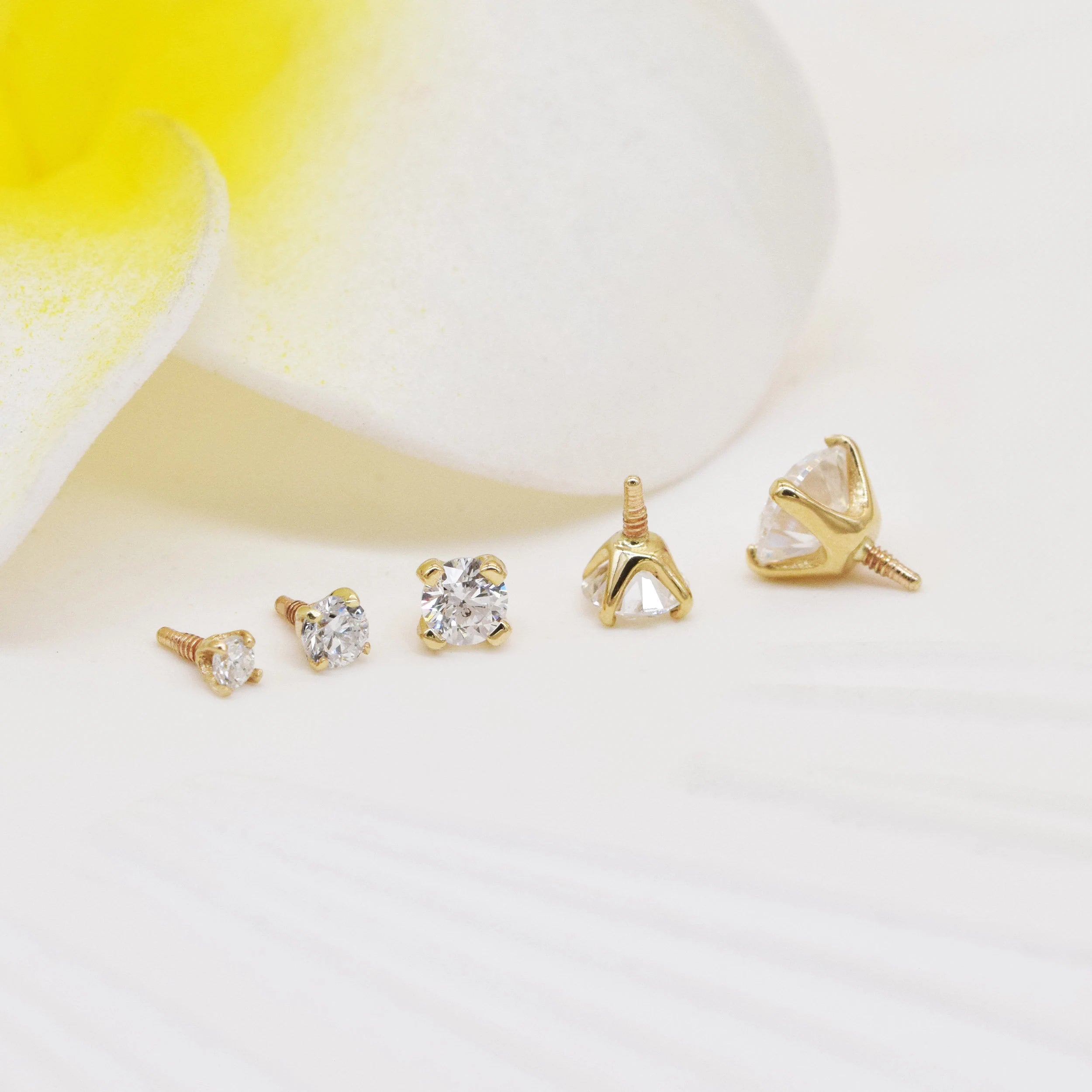 14K Solid Gold Solitaire Diamond Cartilage Earring Labret Flat Back Moissanite Tragus Internal Threaded Helix Piercing Conch Nose Stud