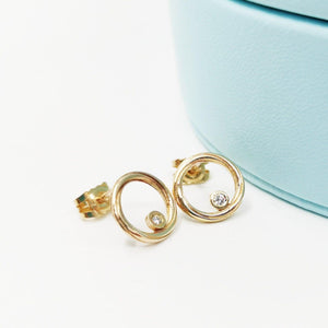 Stunning 9ct Yellow Gold Diamond Twist Pendant & Earrings Set - Exquisite Continuum Design Jewelry for Women.