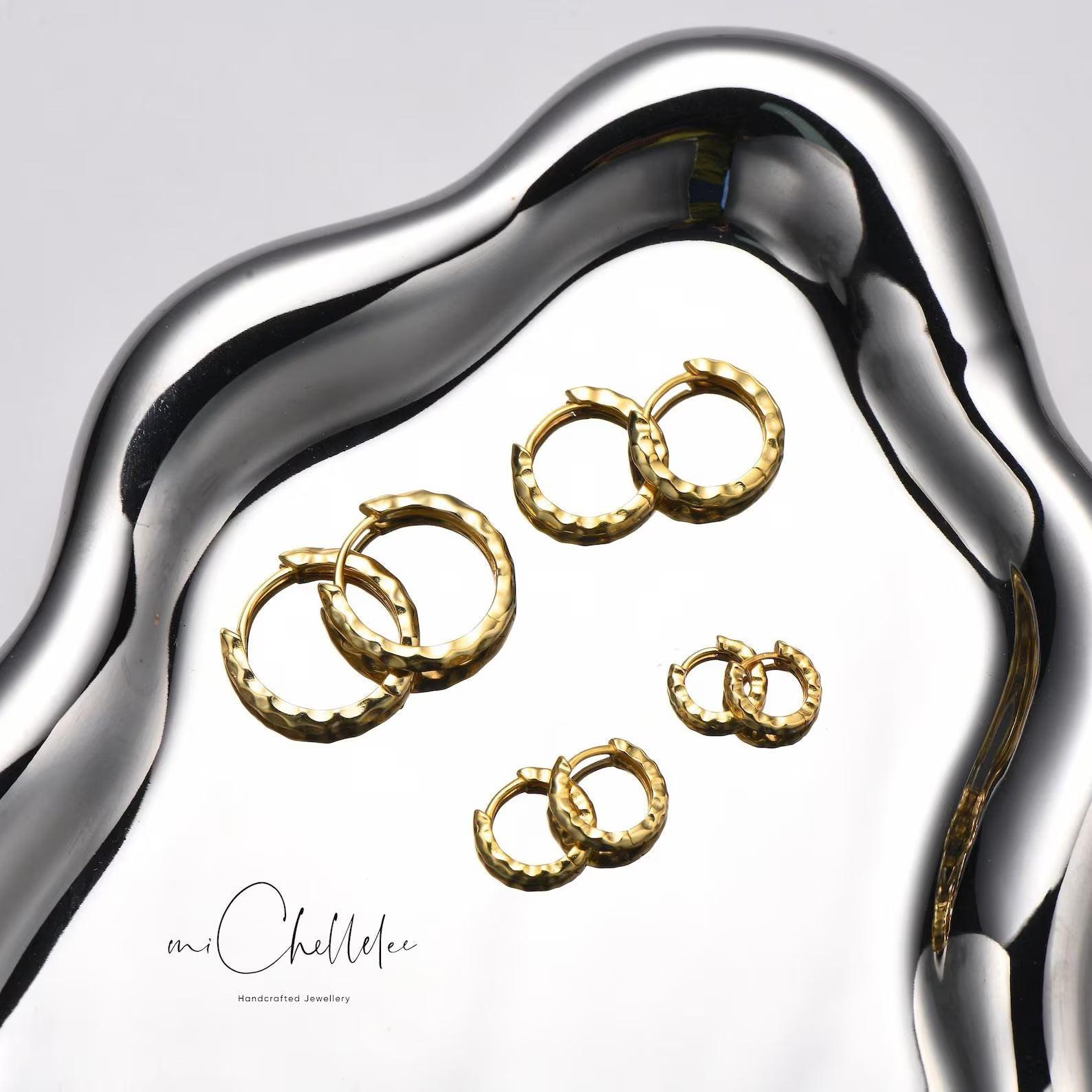 Stylish Minimalist Hammered Huggie Hoop Earrings in Sterling Silver - Chic Geometric Jewelry.