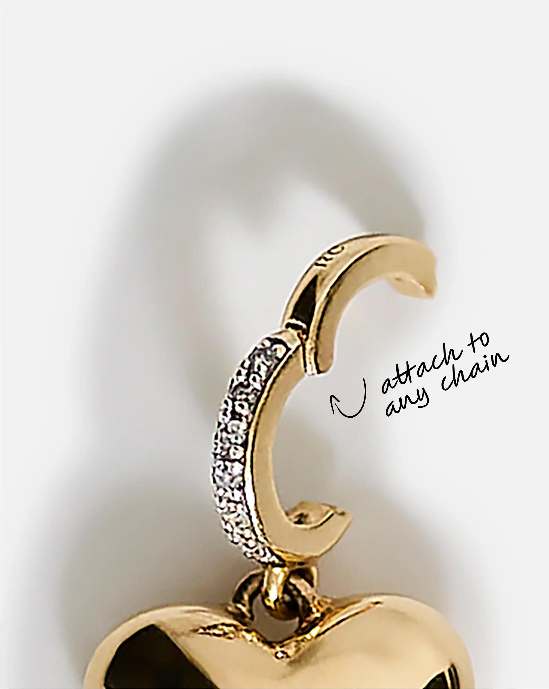 Elegant Pearl Charm for Every Occasion.