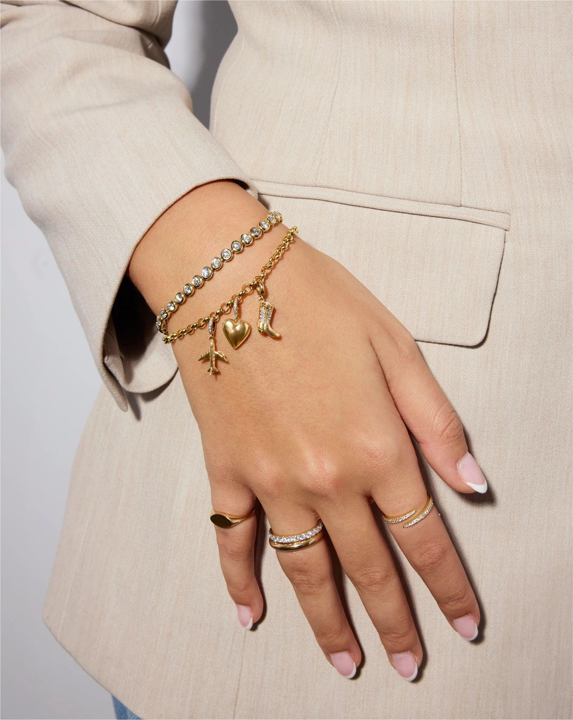 Stunning Hollow Rolo Chain Bracelet for Elegant Style.