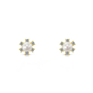 10K Yellow Gold Tiny Flower and Pearl Stud Earrings