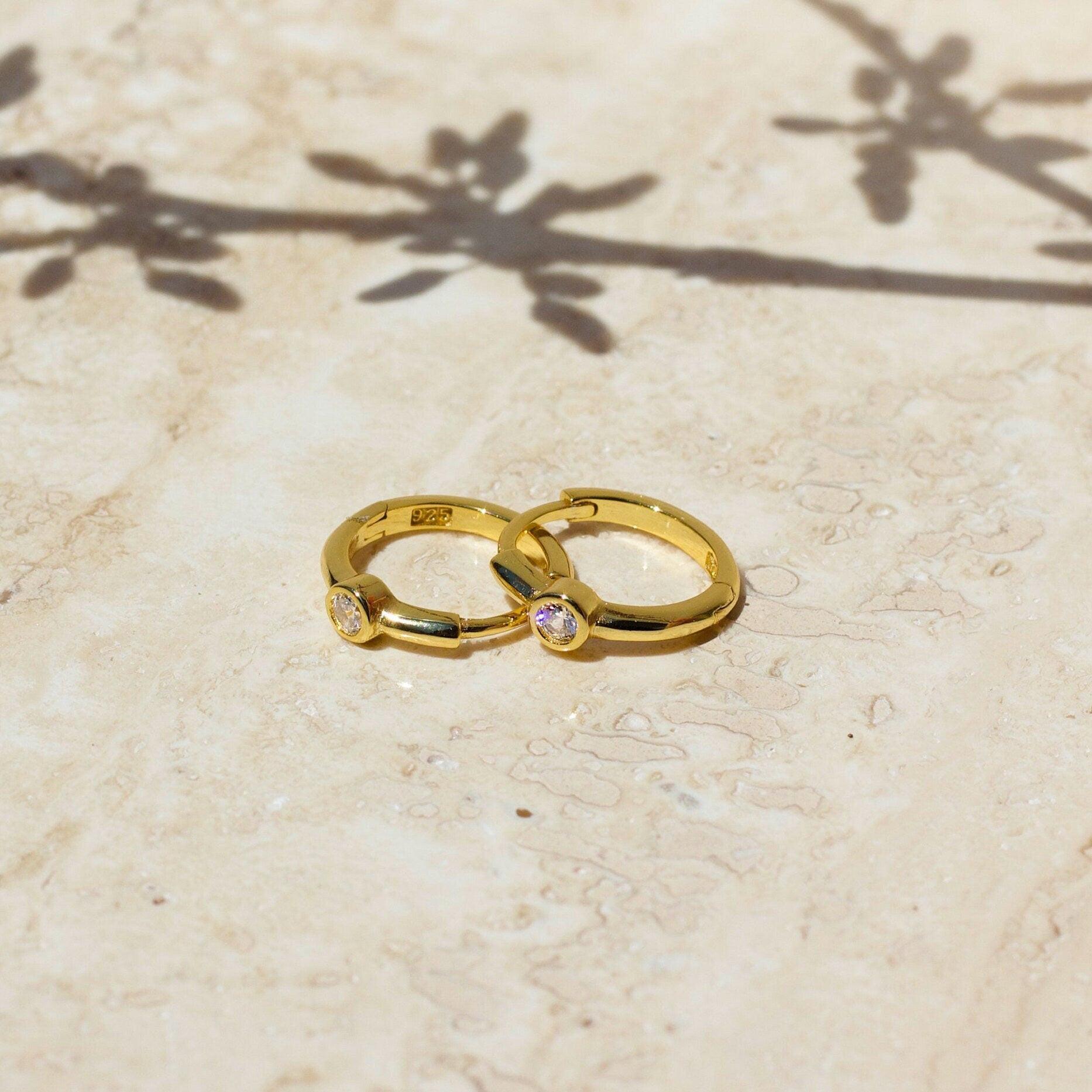 Elegant 14K Gold Bezel Diamond Huggie Hoop Earrings - Perfect Gift for Mom.