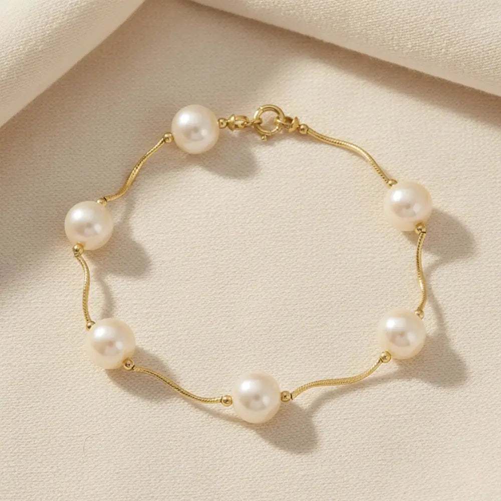 14K Gold Freshwater Pearl Bracelet, with Hand Engraved Diamond-Cut Details
