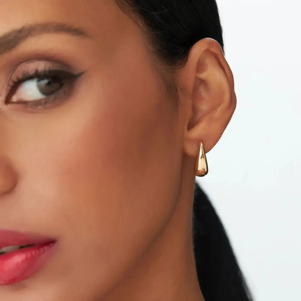 14K Gold Hoops, Teardrop Hoop Earrings, Tapered Hoops, Teardrop Huggie Earrings, Gold Gypsy Earrings, Must Have for Every Women