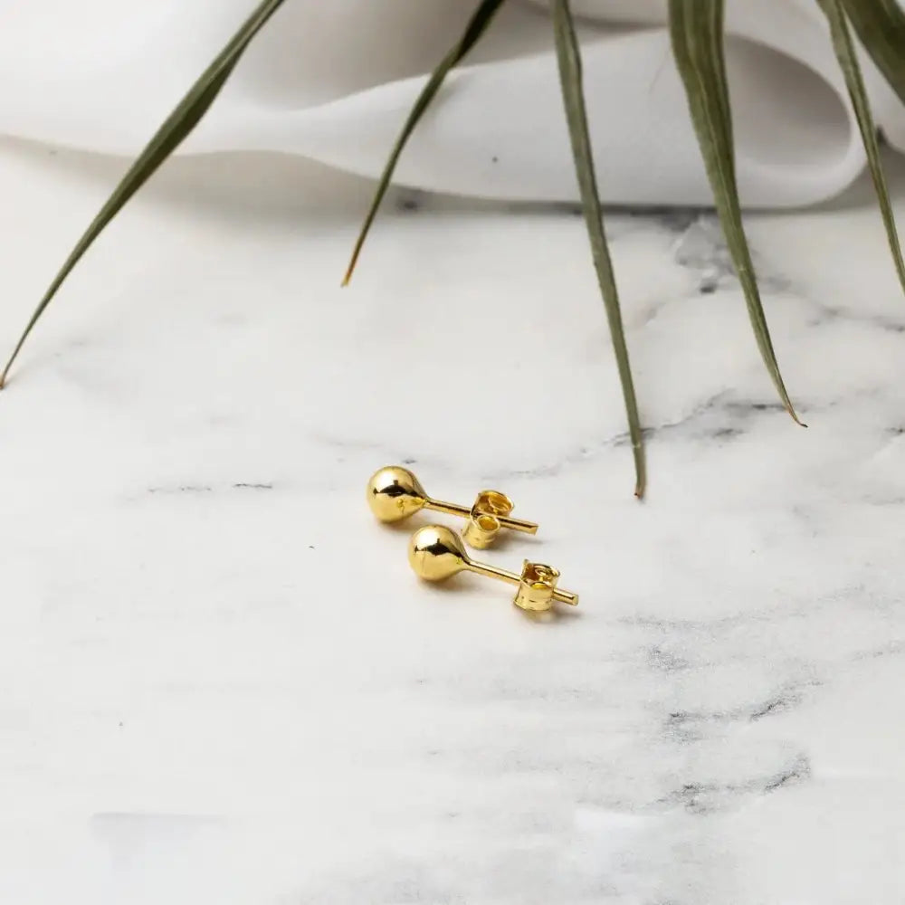 14K Solid Gold Ball Stud Earrings, Yellow Gold Ball Earrings 5Mm, Gold round Ball Stud Sleeper Earrings, Classic Earrings
