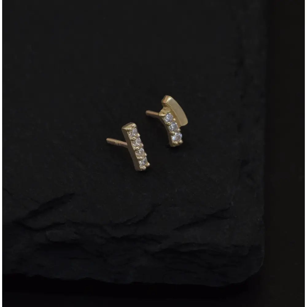 14K Solid Gold Curved Bar Cartilage Stud Earring - Flat Back Rectangle Design for Helix, Conch, Tragus & Labret.
