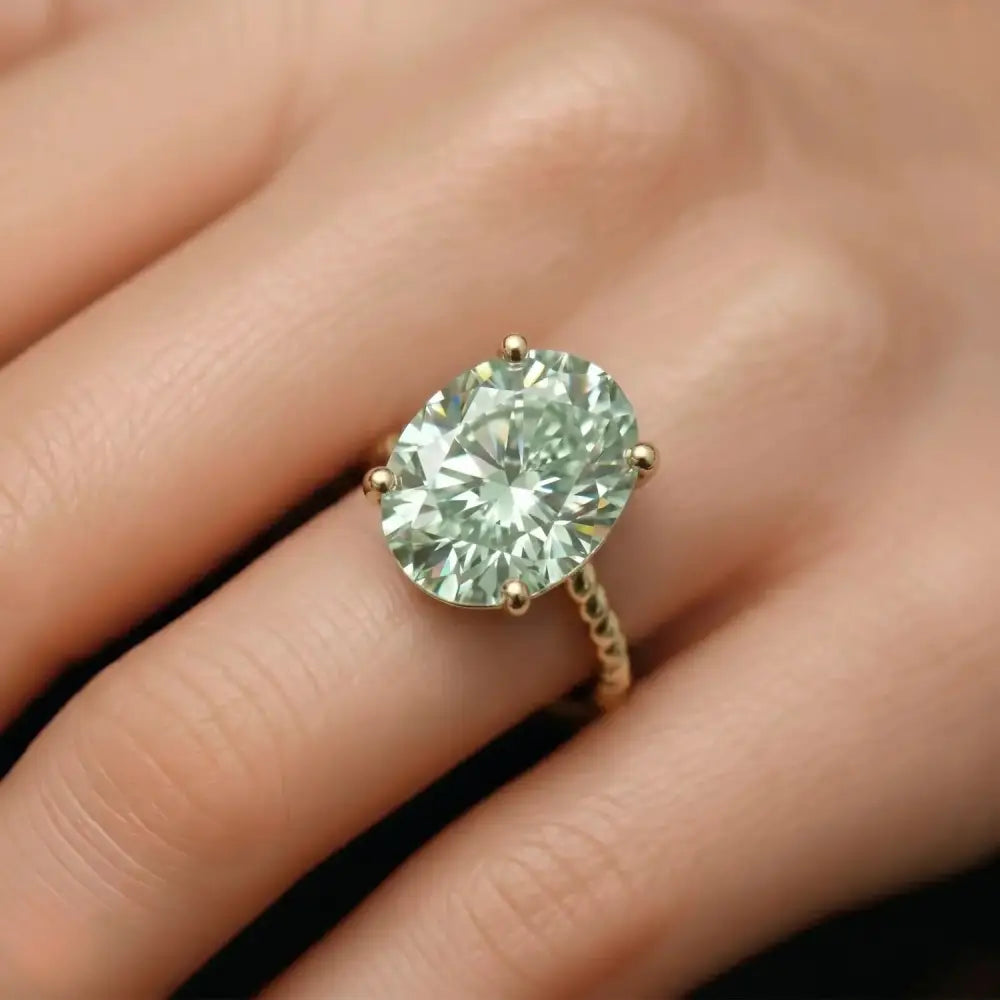 14K Yellow Gold Green Amethyst Oval-Cut Ring – Elegant Green Sparkle for Birthdays and Everyday Luxury.