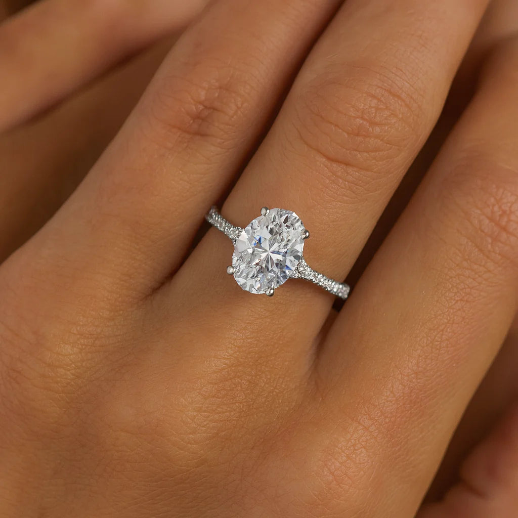 14K White Gold Oval-Shaped Solitaire 1.5 Carat Engagement Ring with Side Stones