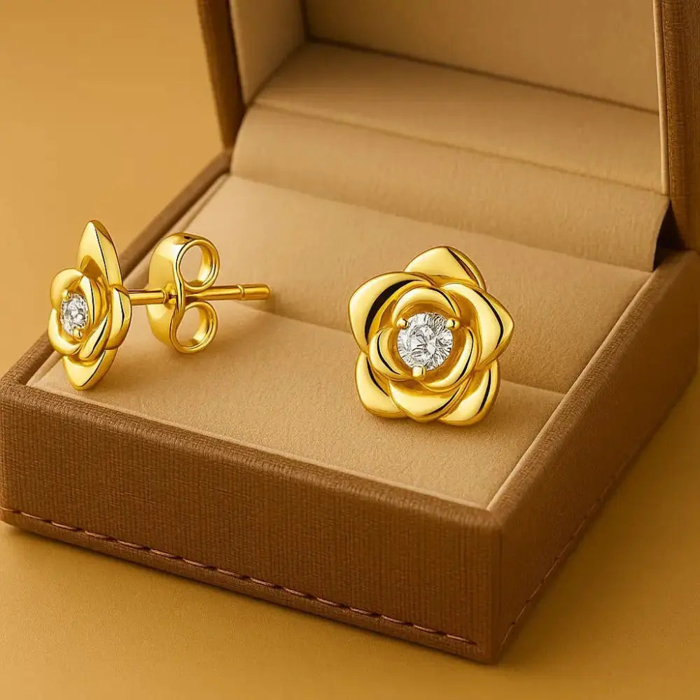 18Ct Gold Stud Earrings: 11Mm Floral Design in Luxury Gift Box Included