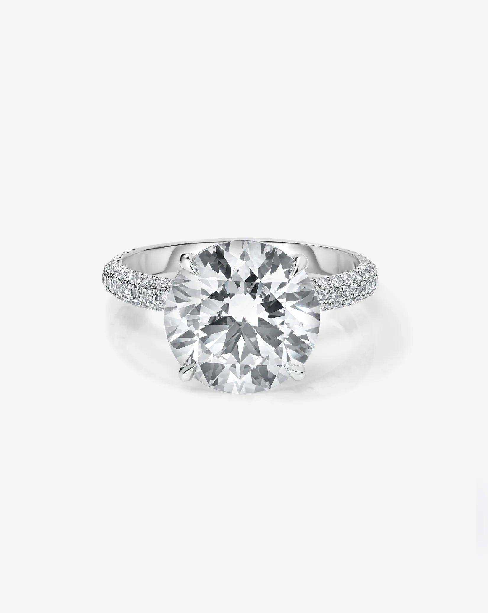 Stunning 3.18 Carat Round Lab Diamond in Elegant Pavé Cloud Setting.