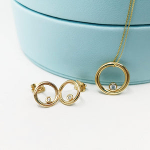 Stunning 9ct Yellow Gold Diamond Twist Pendant & Earrings Set - Exquisite Continuum Design Jewelry for Women.