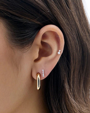 Duo Lab Diamond Flatback Studs - Sparkle with Elegance.