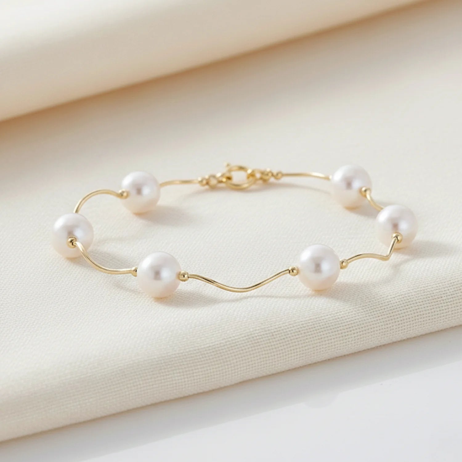 14K Yellow Gold Freshwater Pearl Bracelet, with High Polish Finish