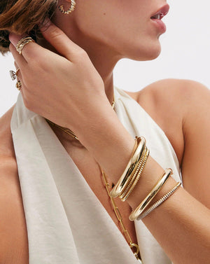 Elegant Stackable Gold Cloud Bangle - Elevate Your Style.