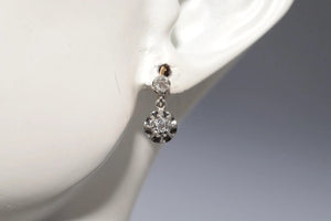 Antique Circa 1920S 18K Gold Art Deco Natural Diamond Decorated Earring