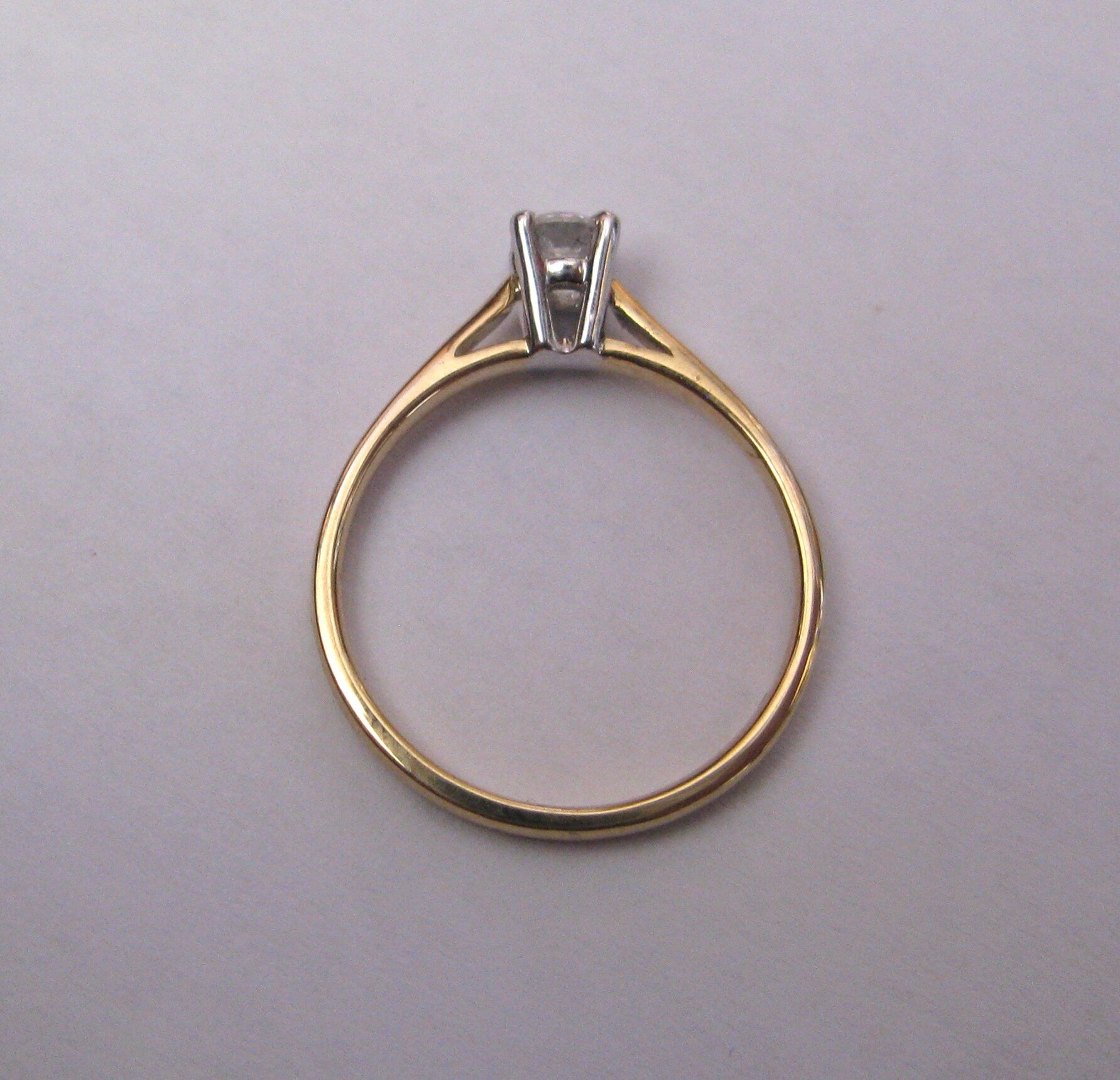 0.25Ct Diamond Solitaire 9Ct Gold Ring Cathedral Style