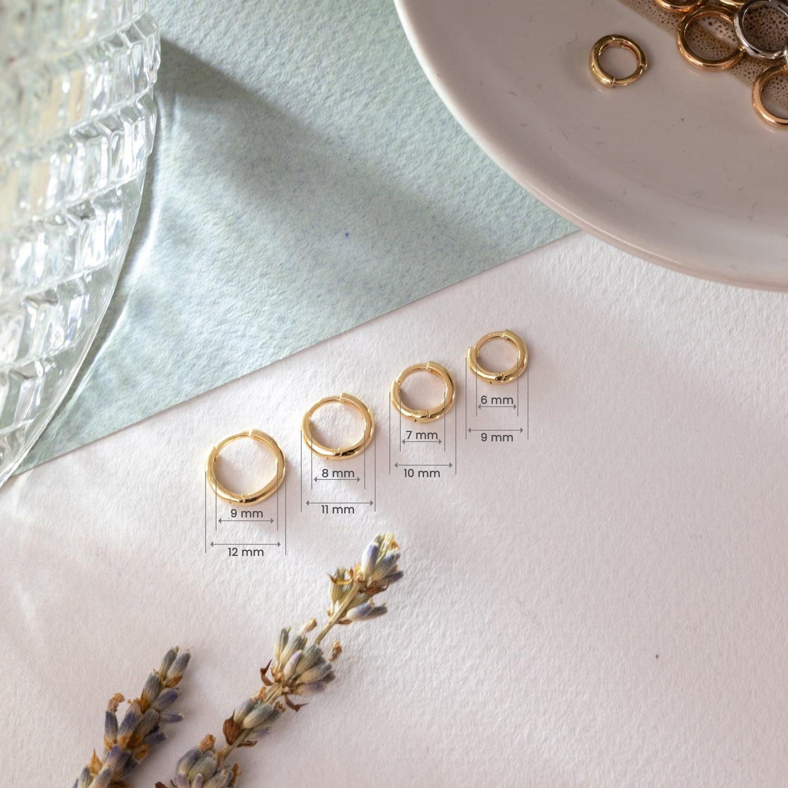 Stunning 14K/18K Solid Gold Tiny Huggie Hoops - Perfect Sleeper Conch Earrings for Stacking.