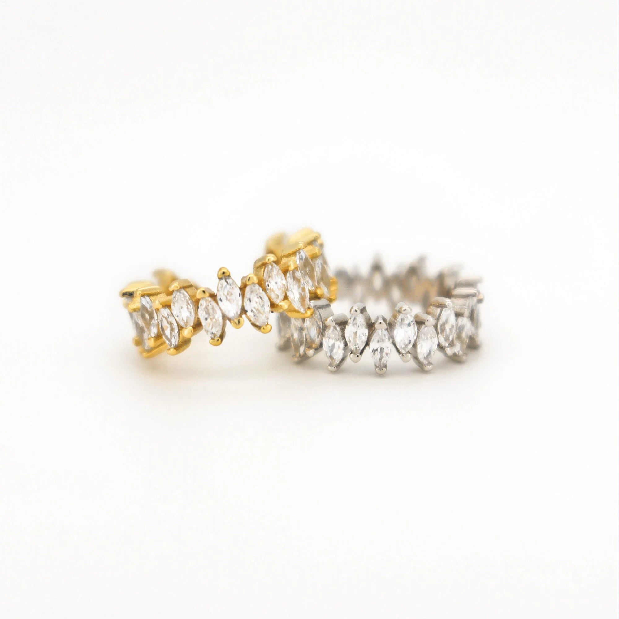 Genuine Earcuff in 925 Sterling Silver ∙ CZ Horse Eye Gold Cuff ∙ Pave Shinny Cuffs ∙ Cartilage Ring U-Shaped Trendy