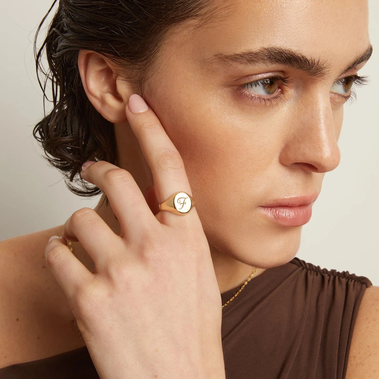 Round Signet Ring NikNenz™ Premium Gold & Diamonds