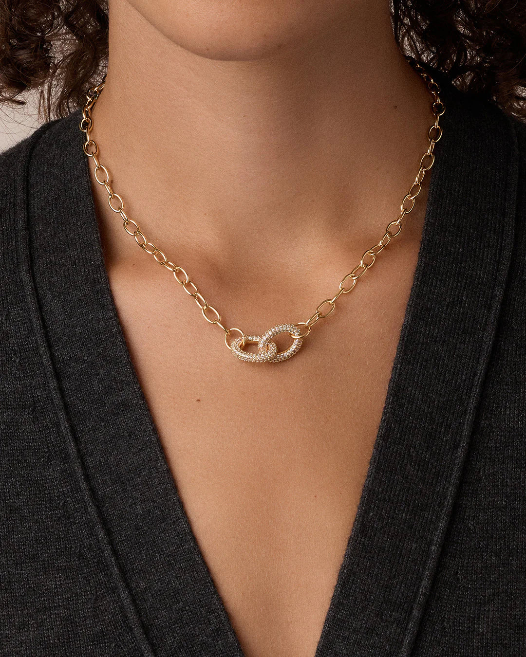 Lou Shimmer Interlocking Necklace NikNenz™ Premium Gold & Diamonds