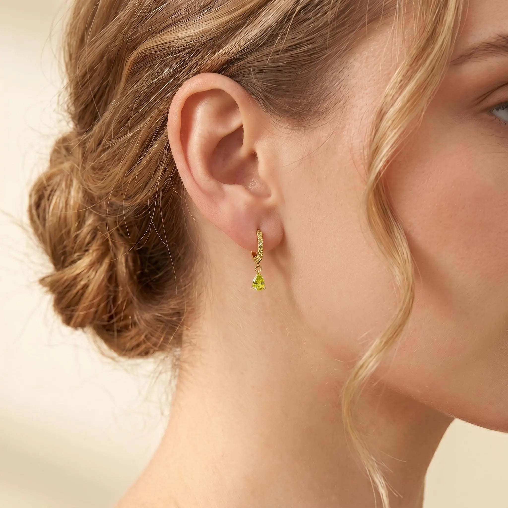 18K Gold Filled Huggie Hoop,Teardrop CZ Drop Earring,Pear Diamond Dangle Hoop,Minimalist Everyday Earring,Bridal Jewelry,Gift for Her