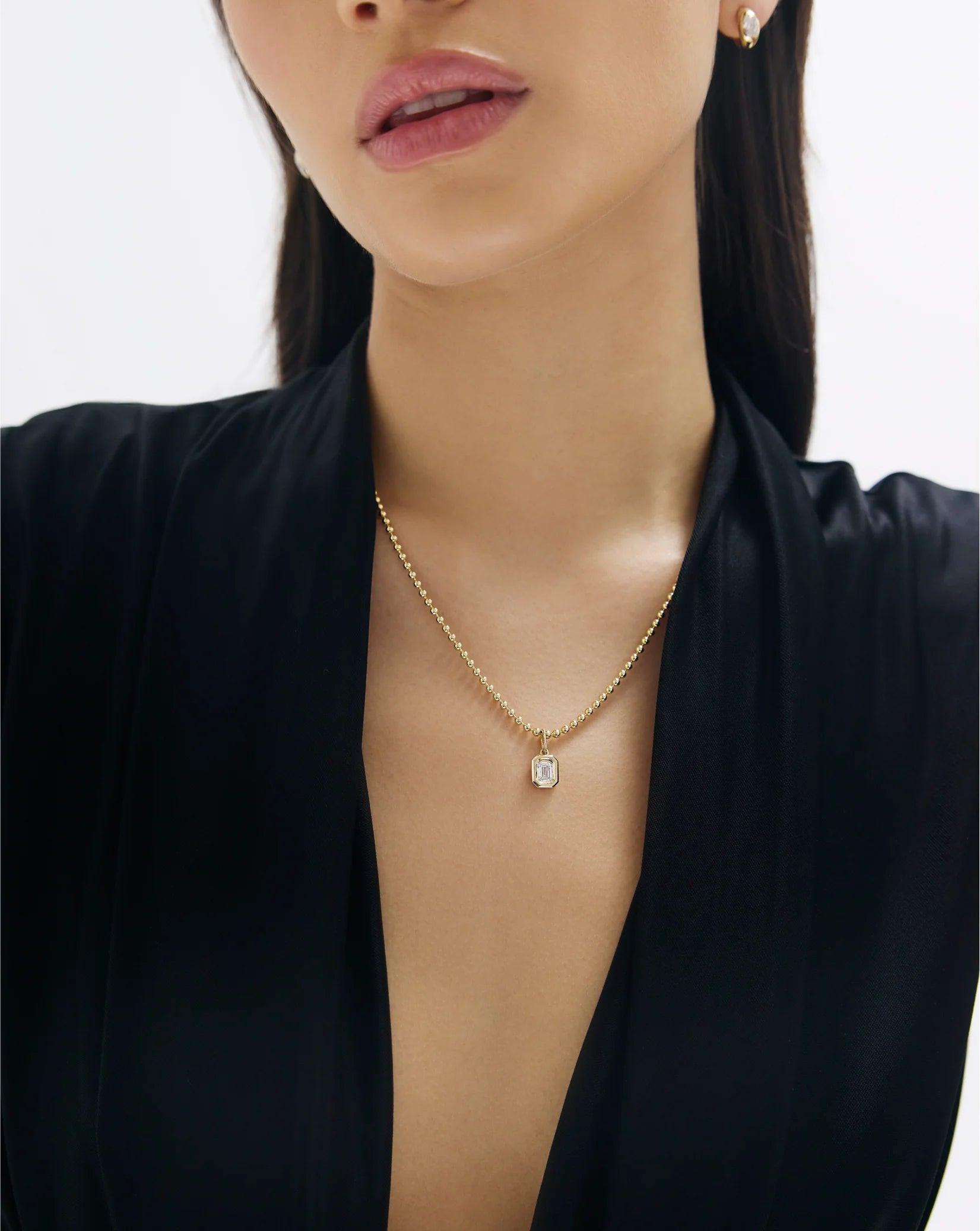 Elegant Framed Lab-Diamond Pendant for Timeless Style.