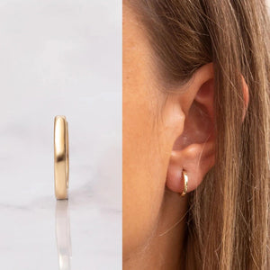 Elegant 14K & 18K Solid Gold Huggie Hoop Earrings - Perfect Everyday Gift for Mom.