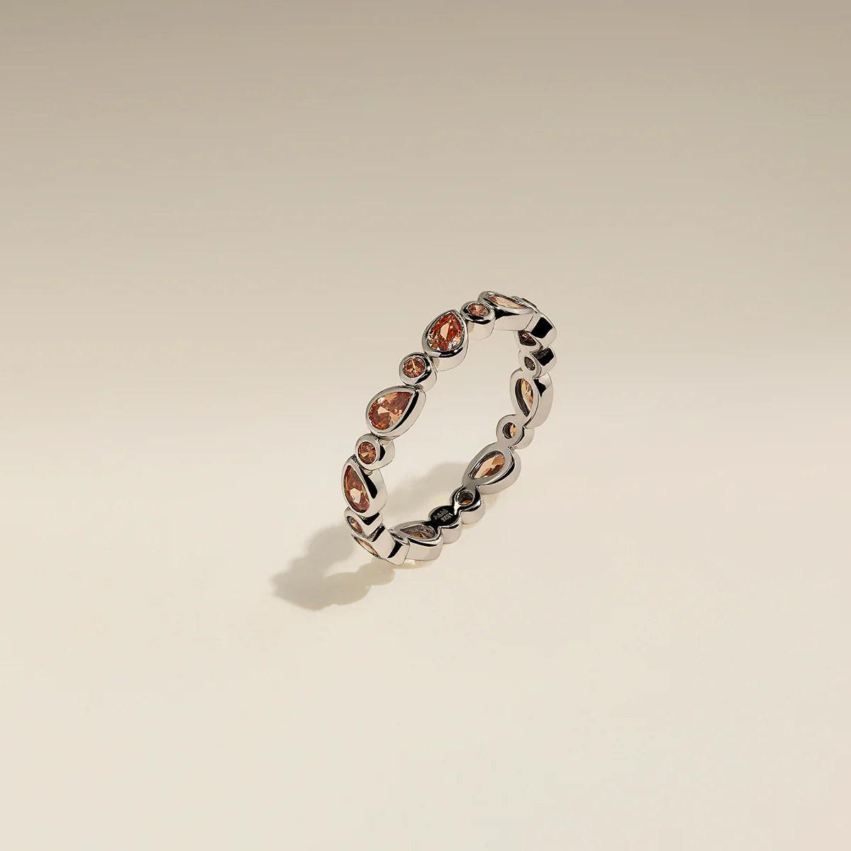 Stunning Silver Sunset Pear Band Ring - Elevate Your Style!.