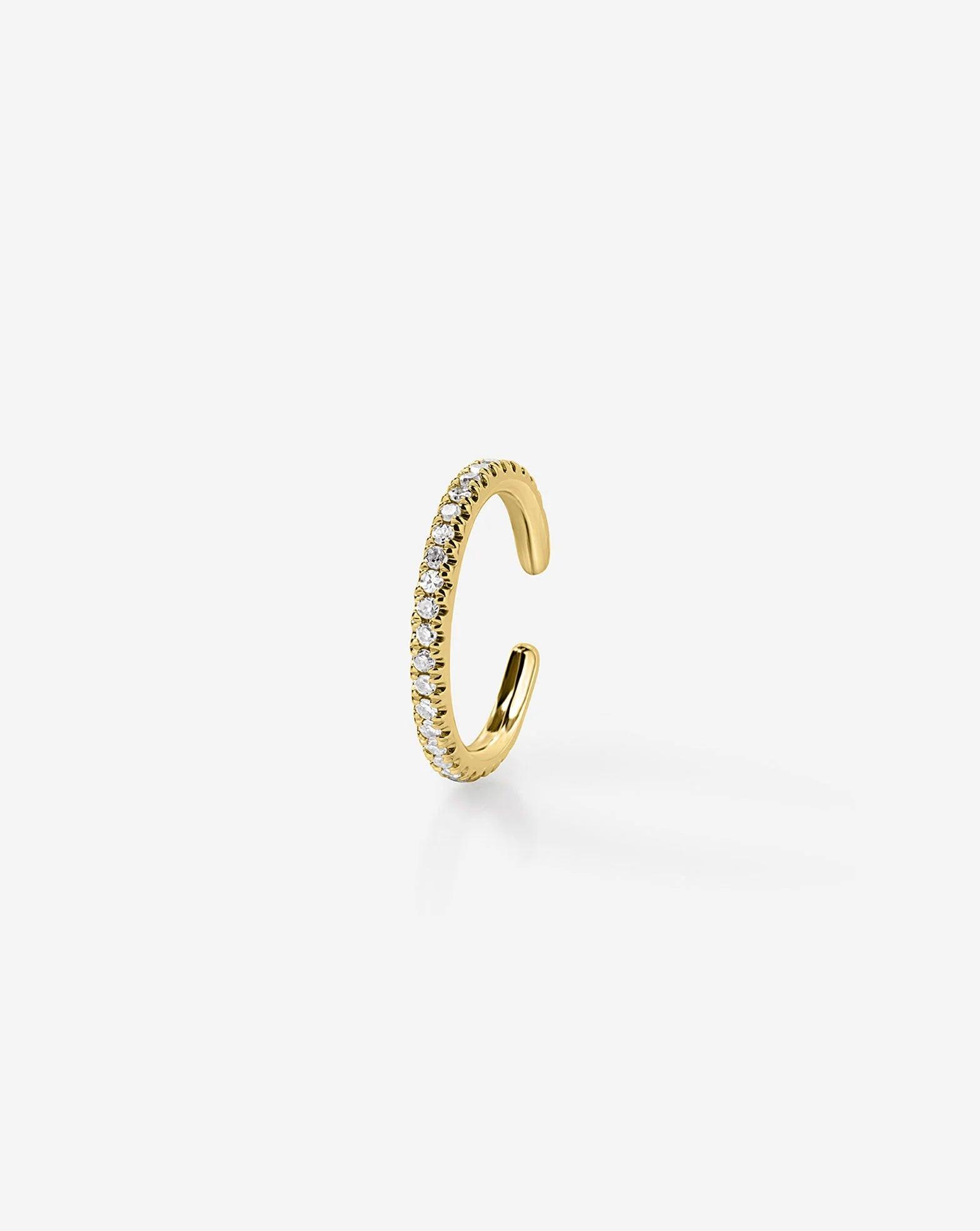 Radiant Diamond Ear Cuff: Elevate Your Elegance.