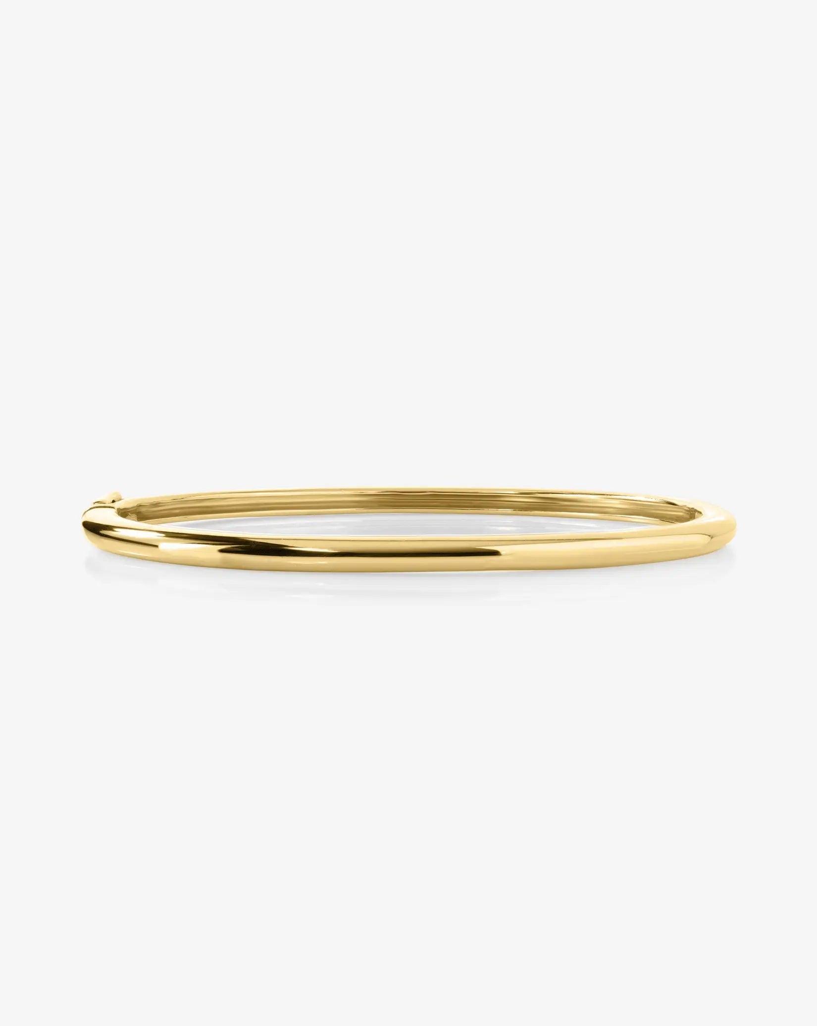 Elegant Stackable Gold Cloud Bangle - Elevate Your Style.