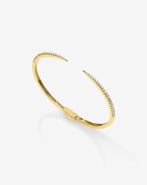 Elegant Diamond Claw Cuff - A Stunning Statement Piece.