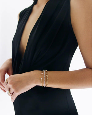 Revolutionary Diamond Flexi Cuff: Elegance Meets Comfort.