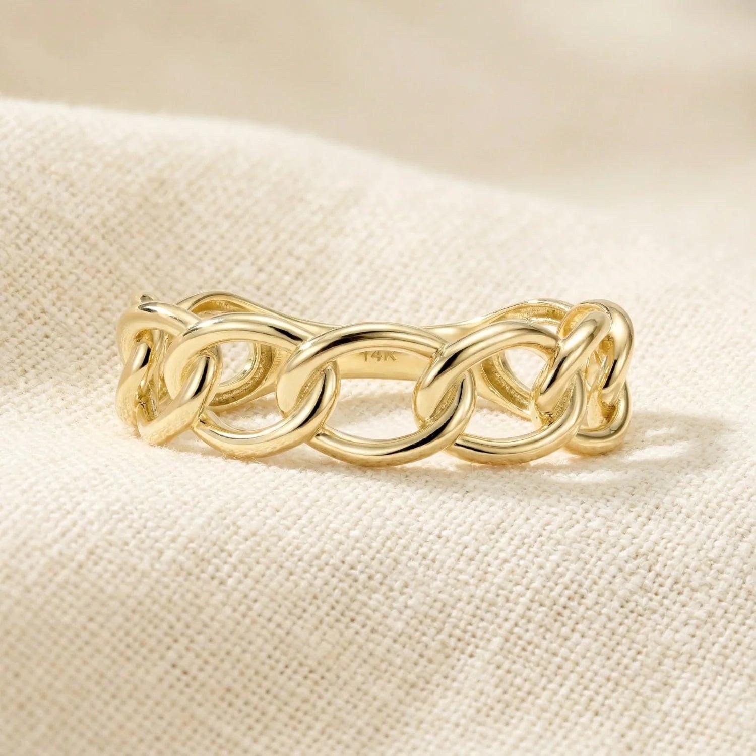Bold 14K Gold Cuban Chain Ring – Luxurious Chunky Link Design, Perfect Gift for Birthdays and Everyday Elegance.