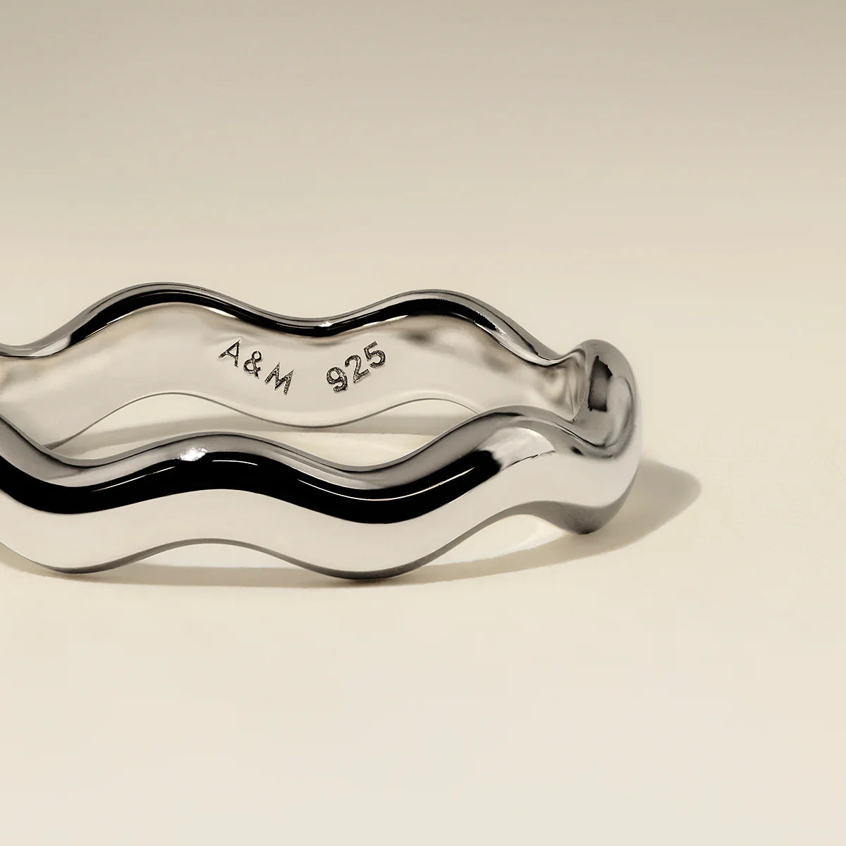 Scalloped Band Ring in Silver