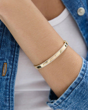 Elegant Diamond Border Bangle - Timeless Beauty for Every Occasion.