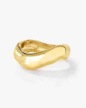 Elegant Forma Bangle - Timeless Style for Every Occasion.