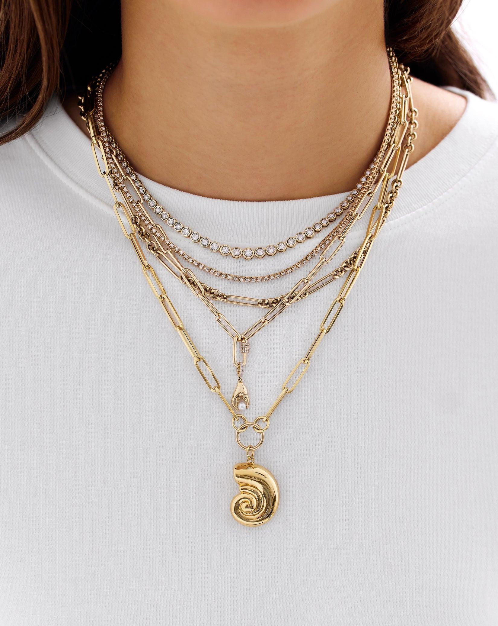 Stunning Nautilus Shell Pendant - Embrace Ocean Elegance.