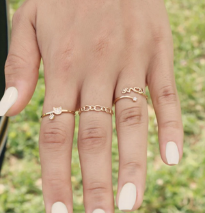 14K Yellow Gold Cute Kitty Ring – Perfect Gift for Cat Lovers Birthdays, Anniversaries & Everyday Wear.