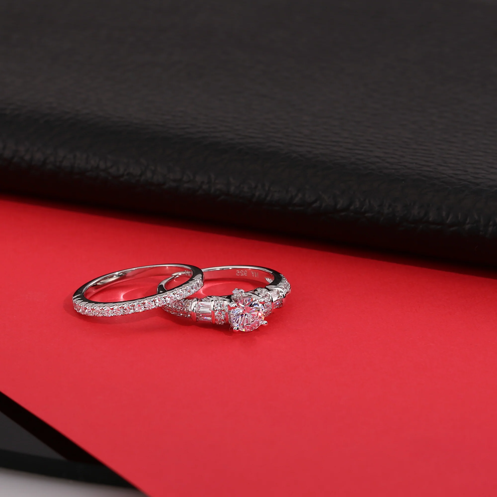 Stunning 2 Carat Round Brilliant-Cut CZ Engagement Ring Set in 925 Sterling Silver – Elegant Two-Tier Stackable Design for Proposals & Anniversaries.