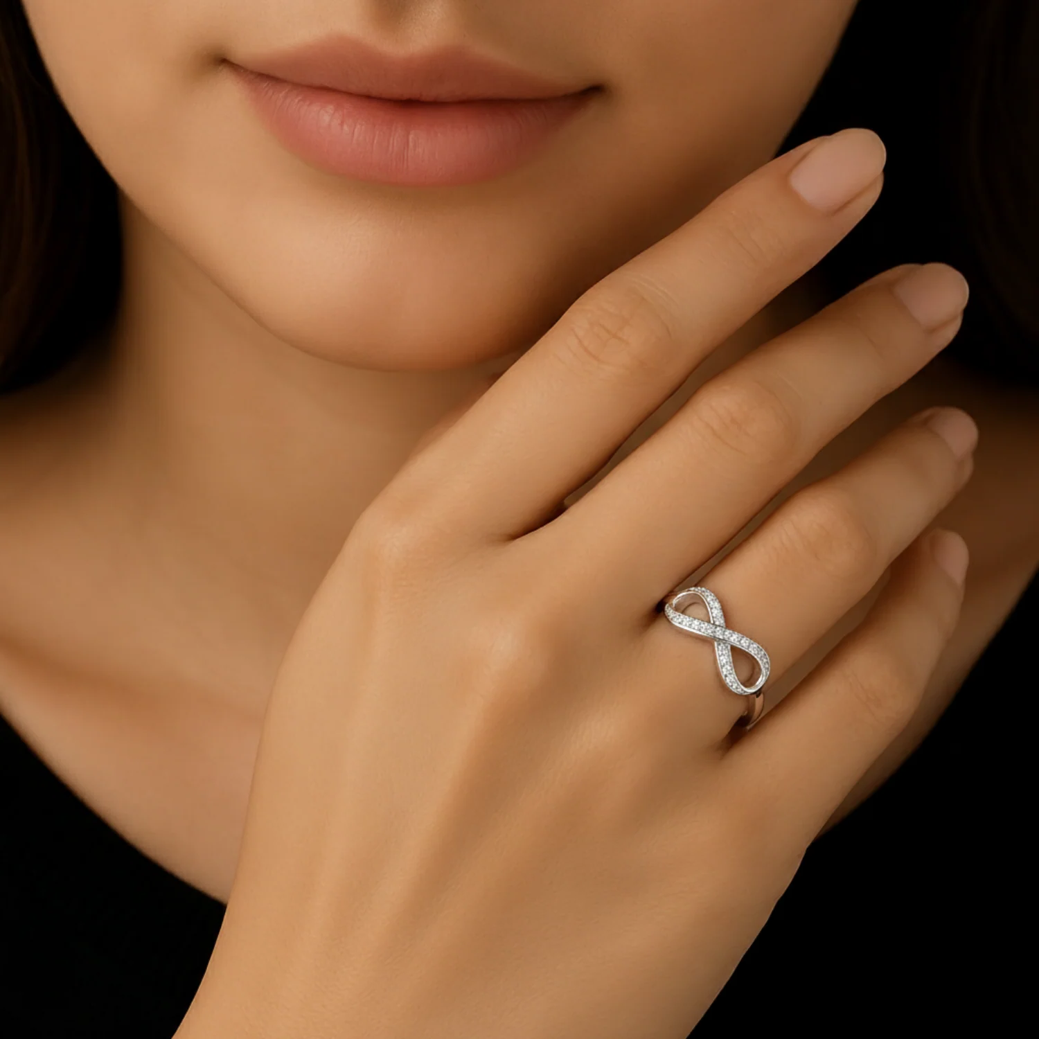 Sparkling Sterling Silver Infinity Ring with Simulated Diamonds – A Timeless Gift for Her on Any Occasion.
