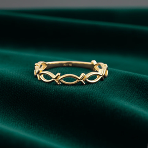 Elegant 14K Yellow Gold Ichthus Fish Ring – Perfect Meaningful Gift for Pisces Women, Birthdays & Everyday Luxury.