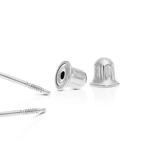 Elegant 14K Gold Heart-Shaped Stud Earrings for Timeless Style.