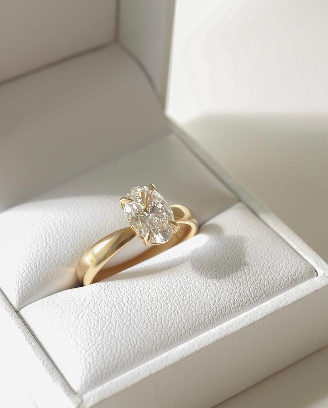 14K Yellow Gold Oval Lab Grown Diamond Anniversary Solitaire Ring, IGI Diamond, Fine Jewelry